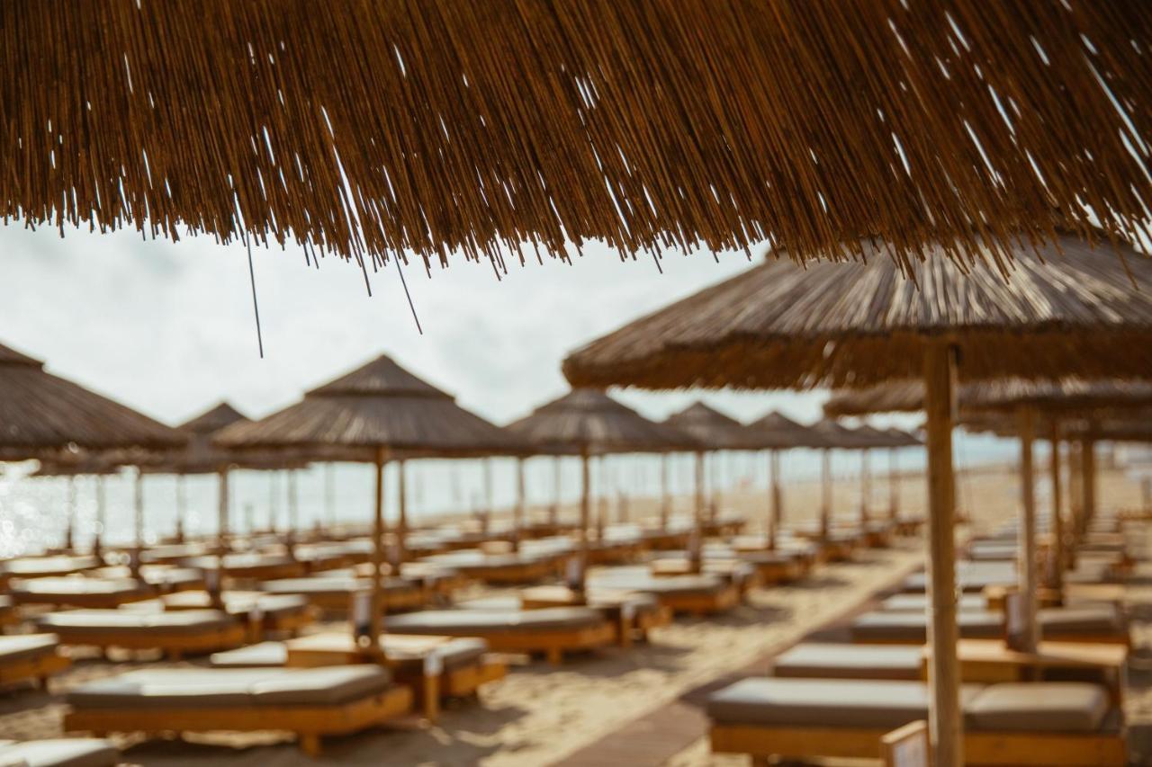 Cumeja Beach Club & Hotel Baia Domizia Exteriér fotografie